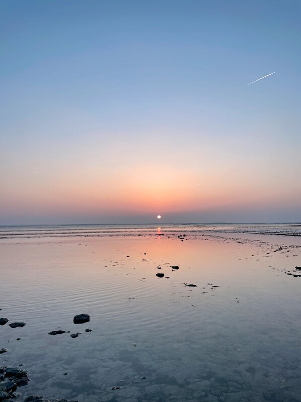 靠近海滩