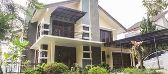 Aldeoz Villa Dago Pakar Bandung