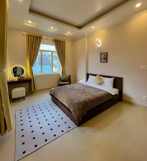 Basic Double Room Single Use, Private Bathroom, City View | Desk, laptop workspace, iron/ironing board, free WiFi