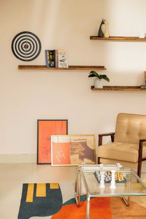 Deluxe Villa, Balcony, City View | Living area