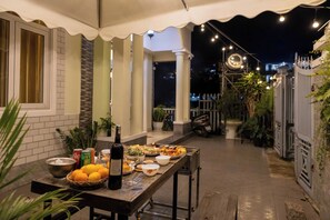 Courtyard