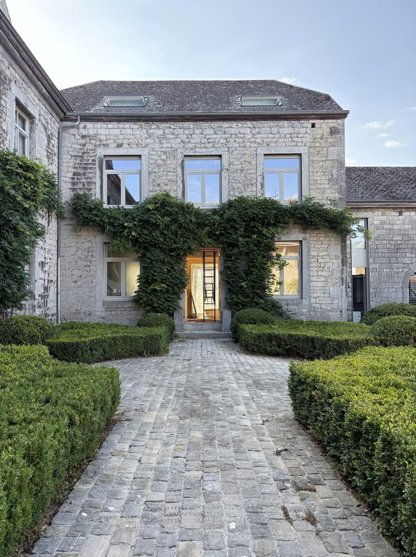 Exterior - 3 bedroom house with Jacuzzi (Hotton)