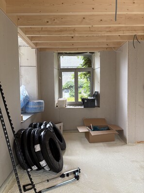 Interior - 3 bedroom house with Jacuzzi (Hotton)