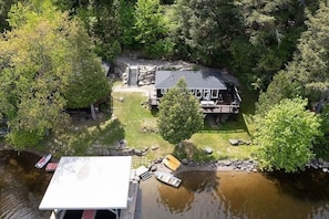 Exterior - Muskoka Cabana - Sandy beach cottage in Muskoka (Utterson)