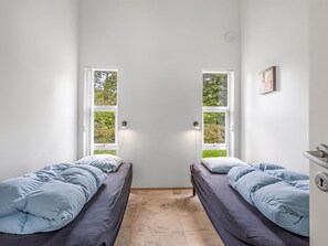 4 bedrooms, Internet