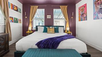 3 bedrooms, desk, iron/ironing board, free WiFi