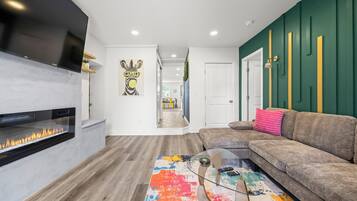 Smart TV, fireplace, offices, computer monitors