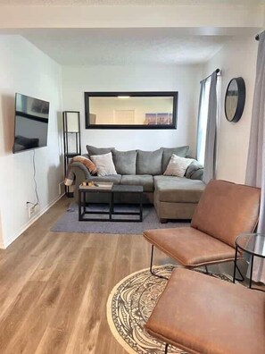 TV, offices - Renovated 3BR Home w/ Parking & Pet-Friendly (Madison Heights)