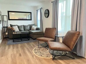 TV, offices - Renovated 3BR Home w/ Parking & Pet-Friendly (Madison Heights)