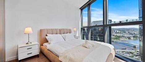 2 室のベッドルーム、アイロン / アイロン台、WiFi、ベッドシーツ