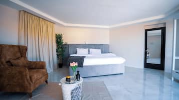 Egyptian cotton sheets, premium bedding, individually decorated