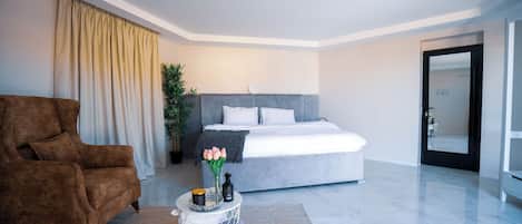 Egyptian cotton sheets, premium bedding, individually decorated