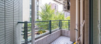 Tyms Stylish 3BR 2BA Apt Xujiahui Shops