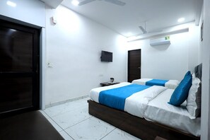 Classic Double Room, City View