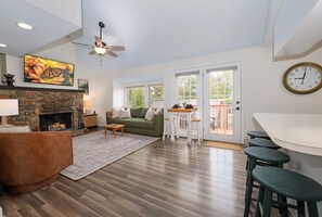 Smart TV, fireplace, books