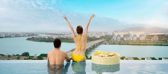 RHM Luxury Hotel and Suite 