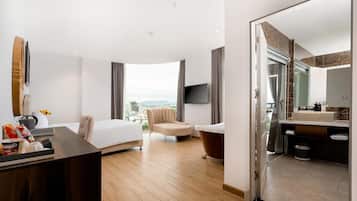 Panoramic Room | In-room safe, individually decorated, desk, blackout drapes