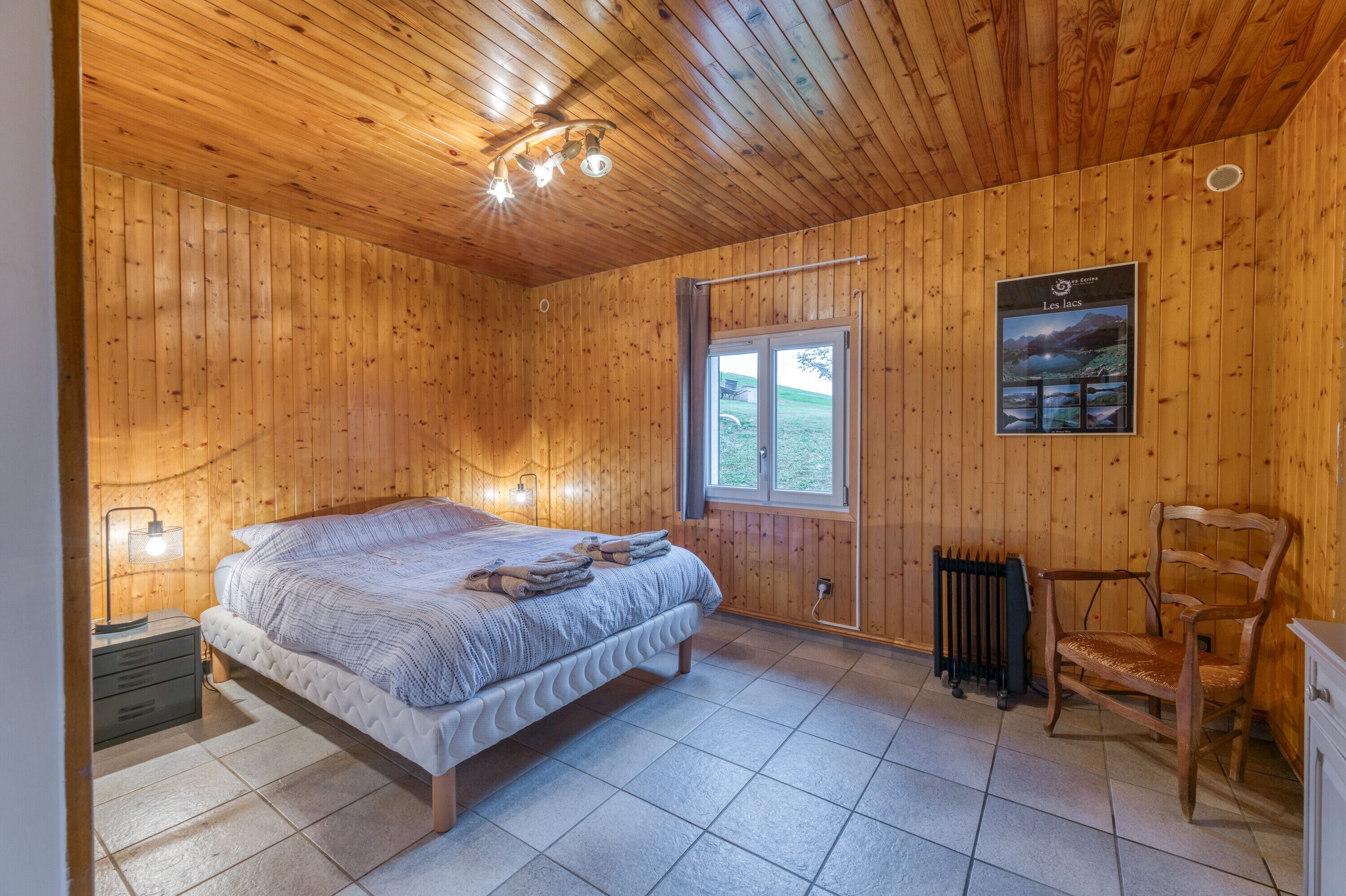 1 makuuhuone, silitysrauta/-lauta, Wi-Fi, vuodevaatteet