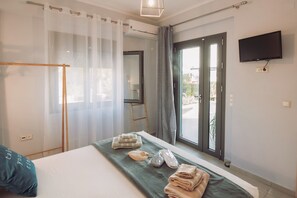 2 bedrooms, iron/ironing board, free WiFi, bed sheets - Blue Green Kalyves Eco Pool & Jet Spa  (Kalyves)