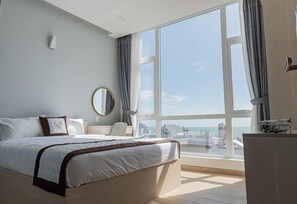 Blackout drapes, iron/ironing board, free WiFi
