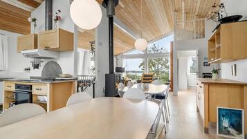 Køleskab, ovn, kogeplade, opvaskemaskine