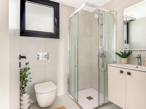 Appartement, 2 chambres, terrasse, vue jardin | Salle de bain