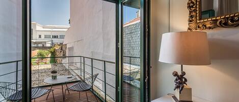 Apartment (Room with Balcony)