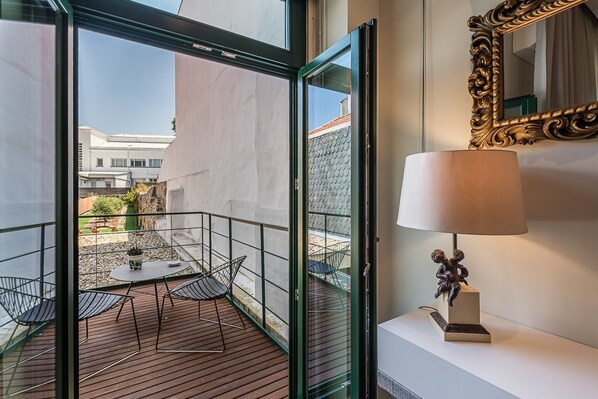 Apartment (Room with Balcony)