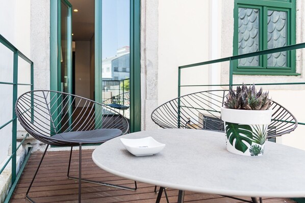 Apartment (Room with Balcony)