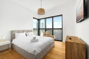 Iron/ironing board, free WiFi - Luxury Tower 3BR Beach View High Floor (Bat Yam)