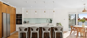 La La Land by Coast Hosting