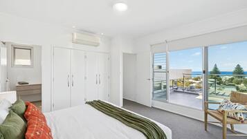 6 bedrooms, iron/ironing board, WiFi, bed sheets