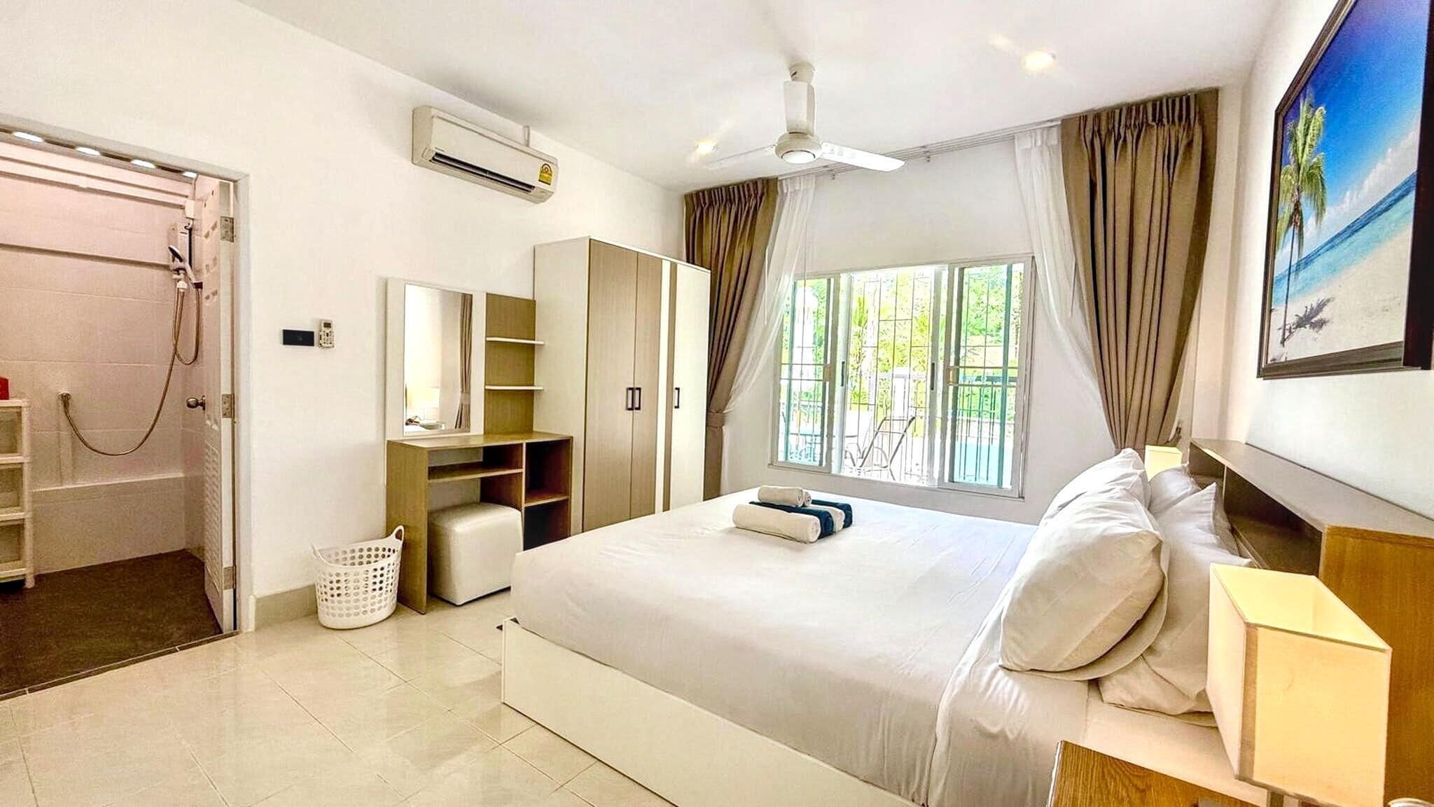 2 habitaciones, tabla de planchar con plancha, internet y ropa de cama 