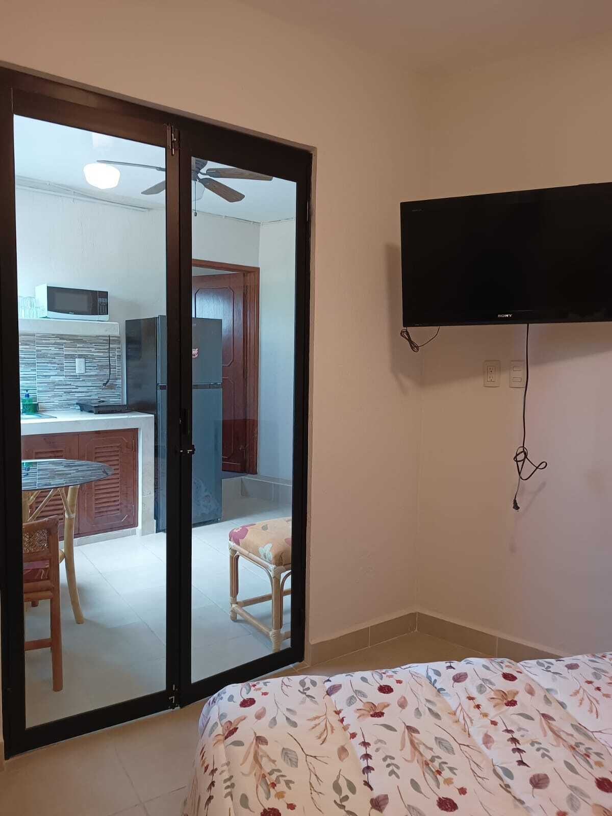 1 bedroom, internet, bed sheets