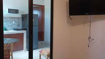 1 chambre, accĂšs Internet, draps fournis