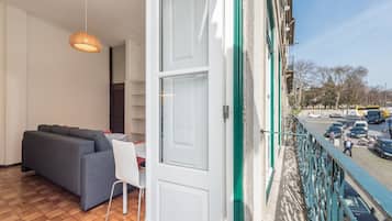 Apartment (One-Bedroom Apartment)