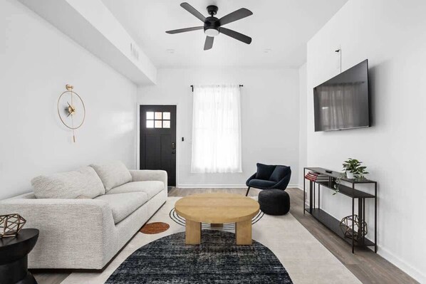 TV, fireplace, offices