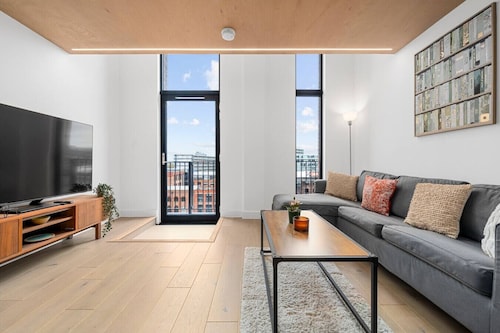 Modern Duplex: Central Manchester