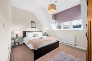 2 bedrooms, iron/ironing board, travel crib, free WiFi