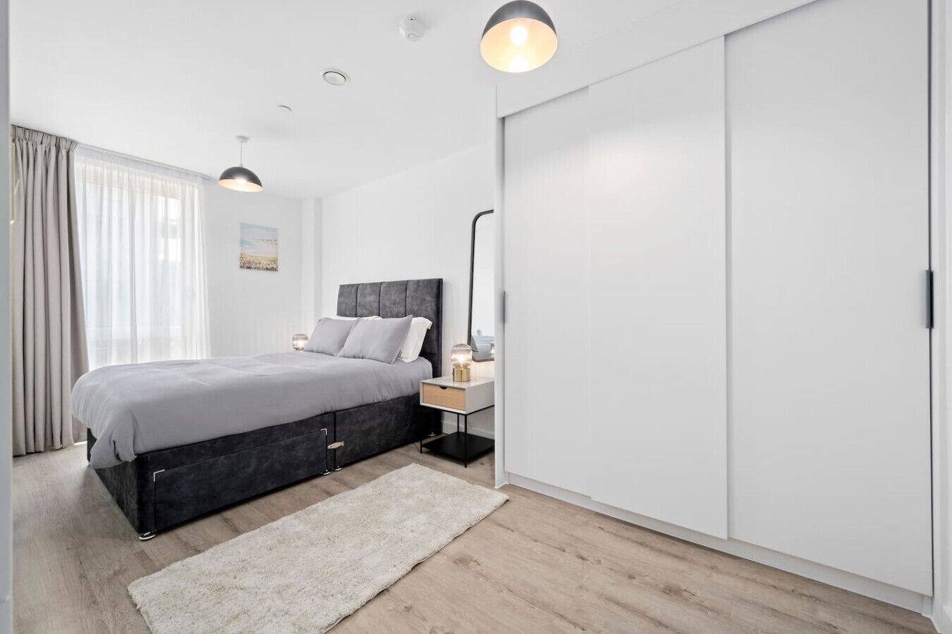 2 bedrooms, desk, iron/ironing board, travel crib