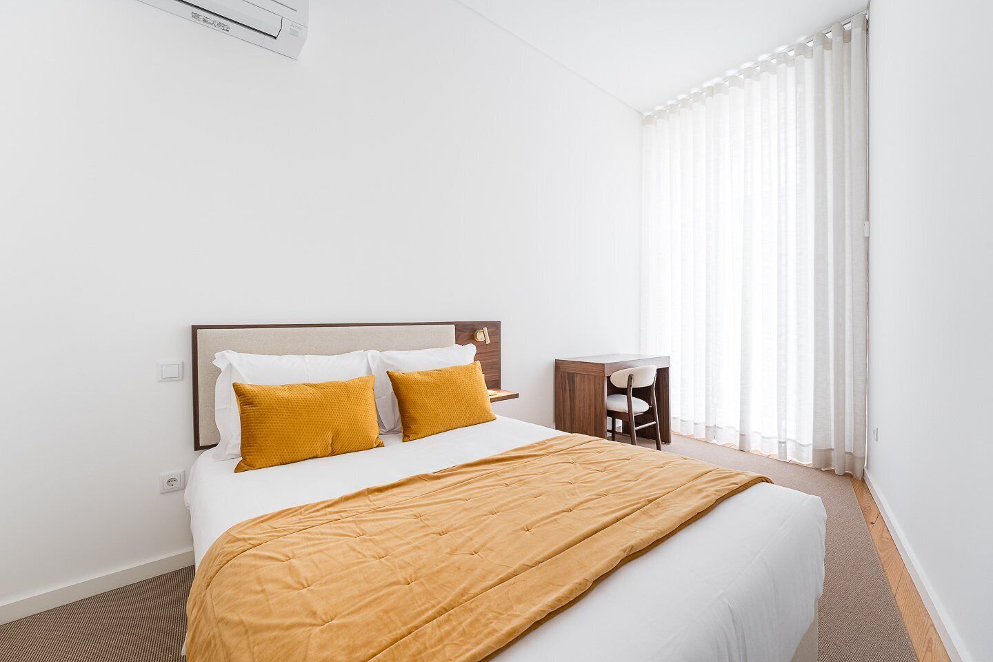 Apartment (One-Bedroom Apartment)