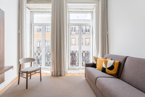 Apartment (One-Bedroom Apartment)