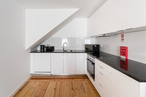 Apartment (Two-Bedroom Apartment with Balcony)