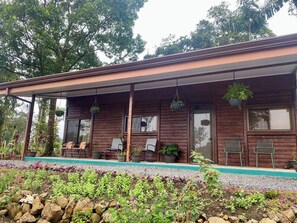 Ferienhaus, 3 Schlafzimmer, Raucher, Balkon | Unterkunftsgelände