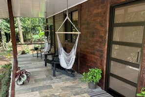 House, 2 Bedrooms, Smoking, Balcony | Terrace/patio