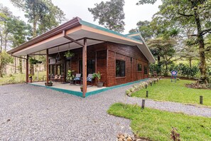 House, 3 Bedrooms, Smoking, Patio | Exterior