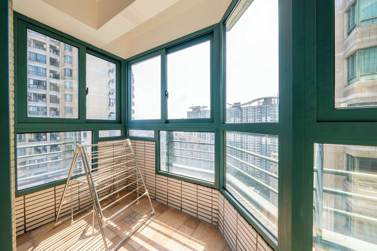 Superior Apartment, 4 Bedrooms, Balcony, City View | Iron/ironing board, free WiFi