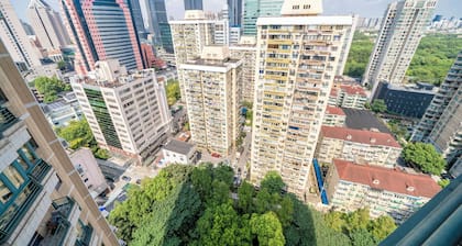 Tyms Spacious 4BR 2BA Apt Xujiahui