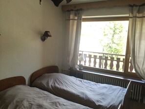 3 bedrooms