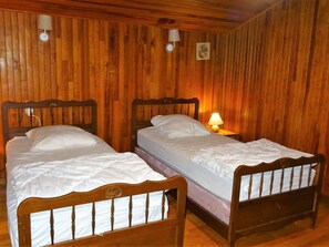 4 chambres, accĂšs au Wi-Fi (inclus)